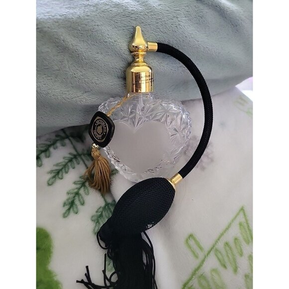 Victoria's Secret Heart Shape Embossed Perfume  Bottle Atomizer  (empty). - Picture 1 of 4